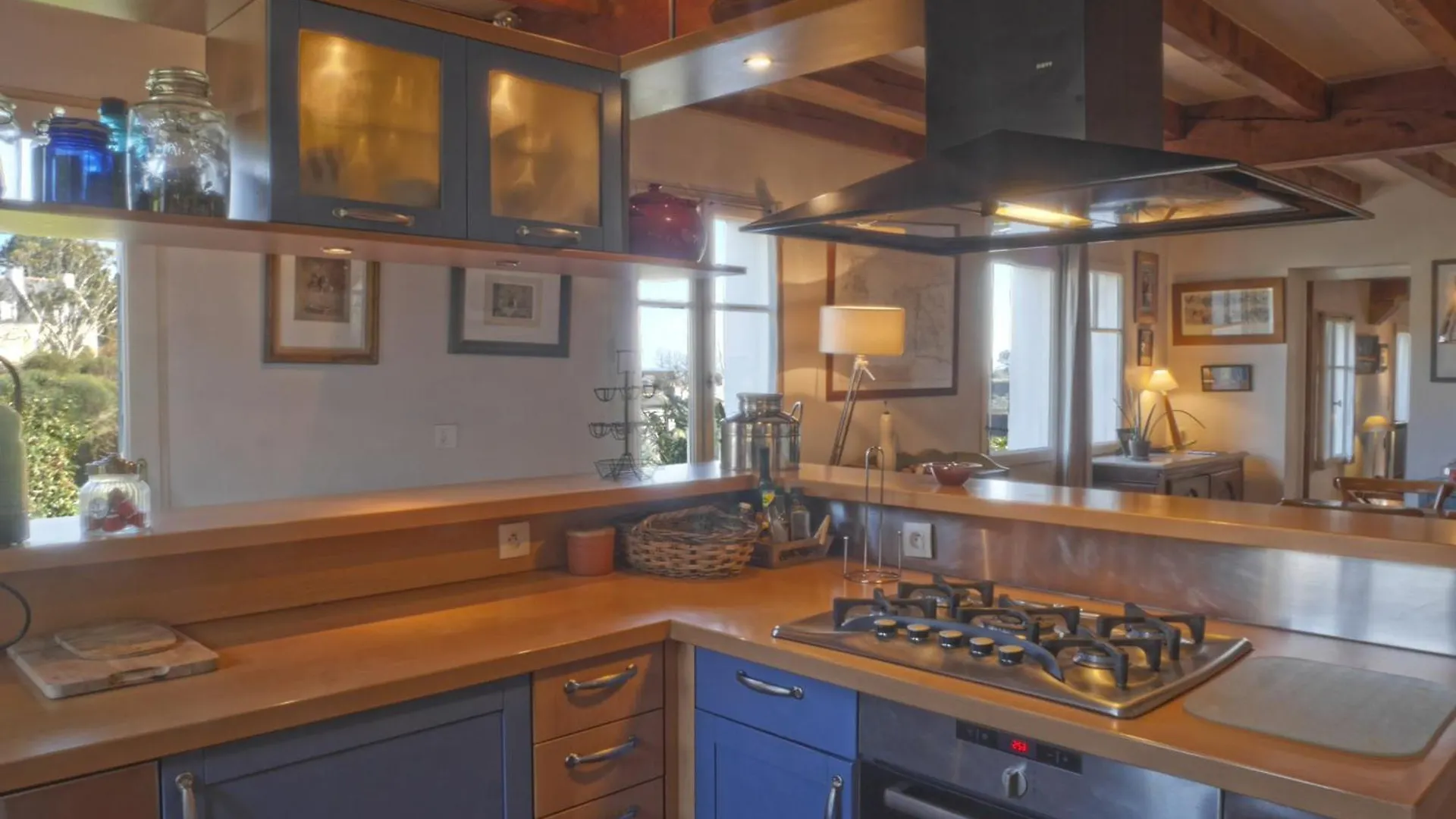 Maison Au Bord De Mer Avec Jardin Paysager, Proche Port Et Commerces A Sauzon - Fr-1-418-49 Dom wakacyjny