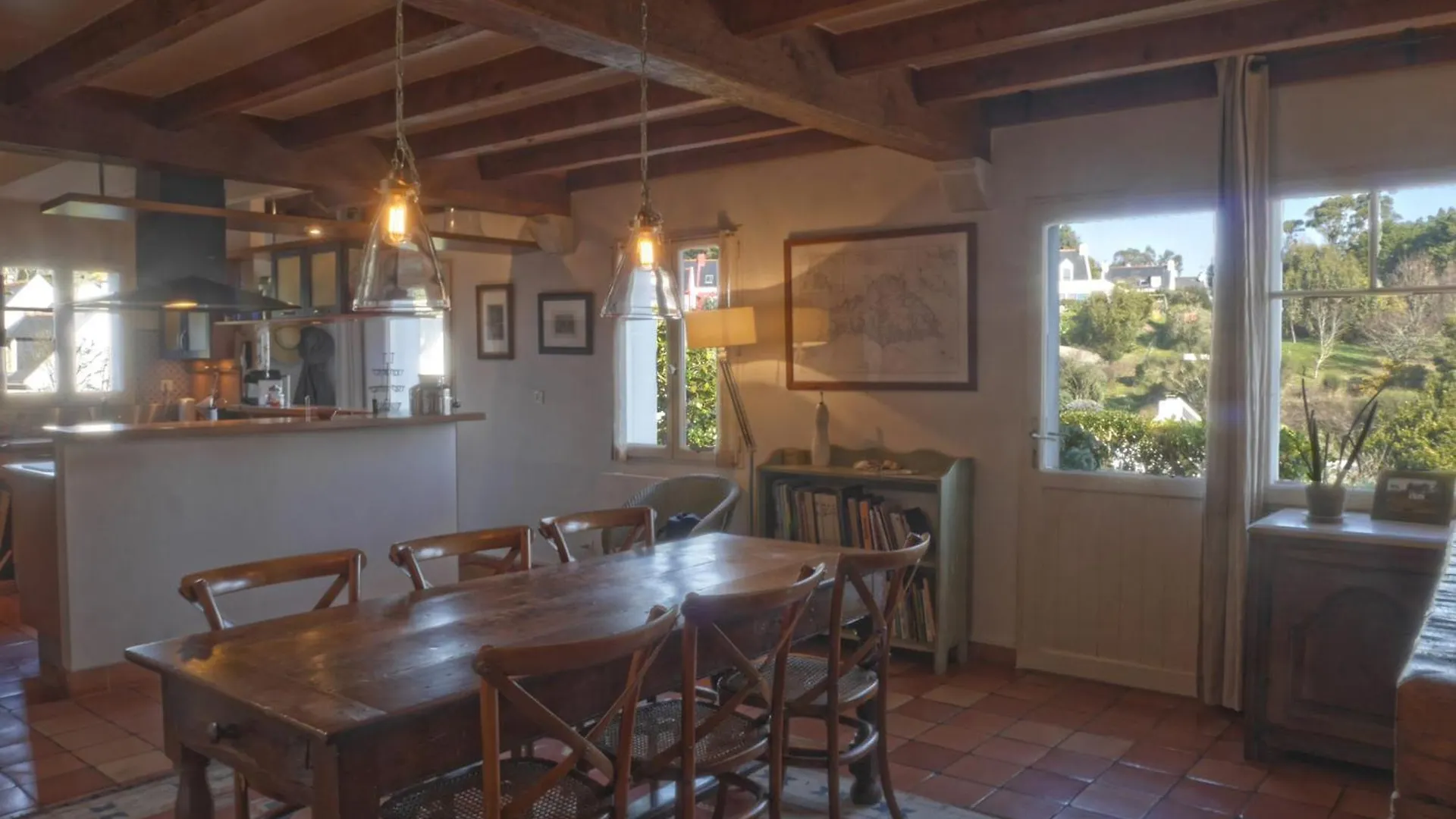 Dom wakacyjny Maison Au Bord De Mer Avec Jardin Paysager, Proche Port Et Commerces A Sauzon - Fr-1-418-49 Francja